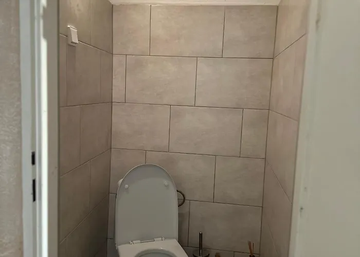 O9b Private In Center * Братислава